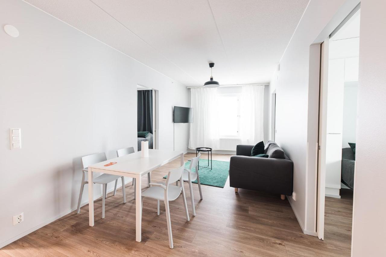 Forenom Serviced Apartments Vantaa Neilikkatie ภายนอก รูปภาพ