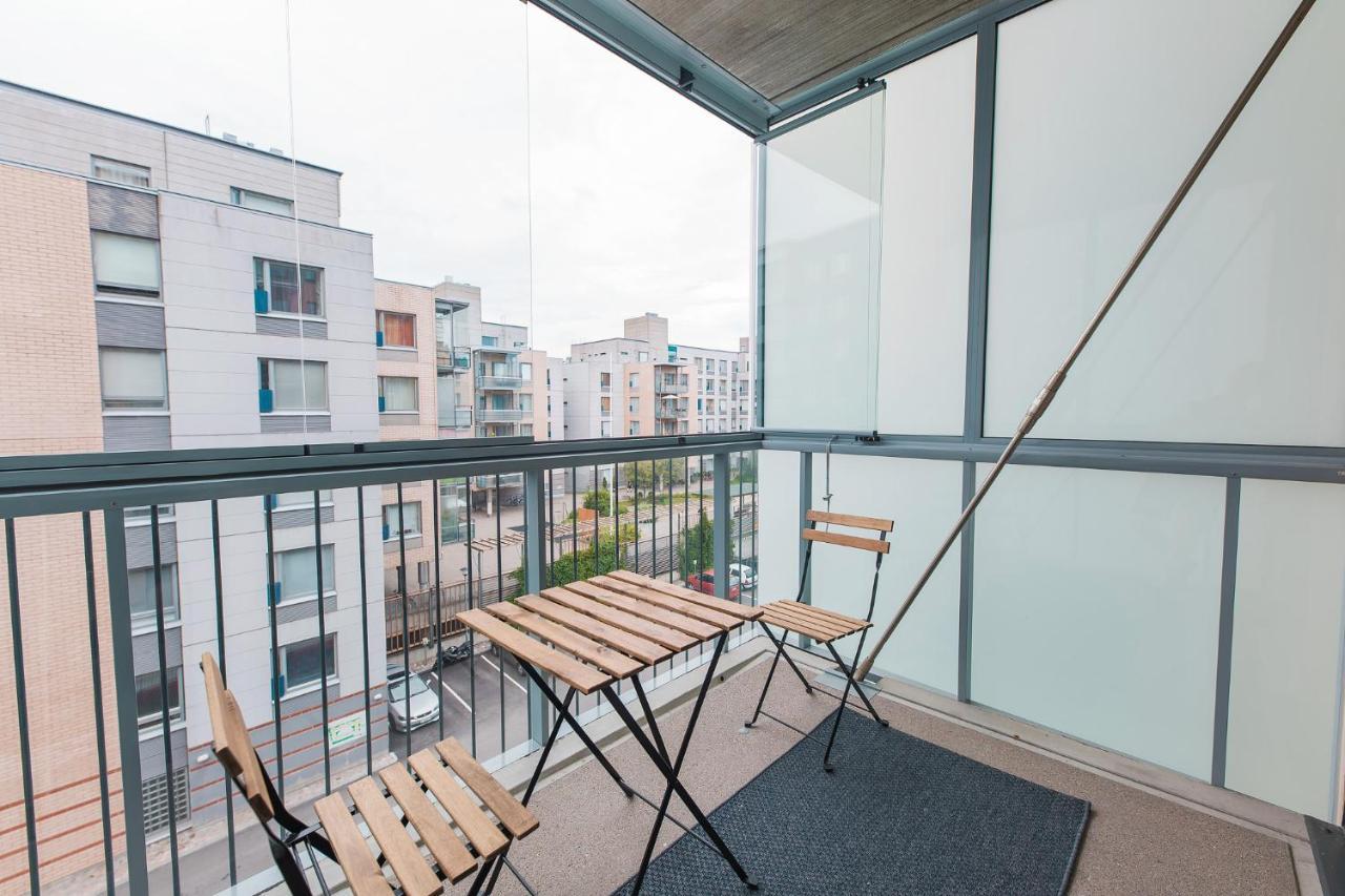 Forenom Serviced Apartments Vantaa Neilikkatie ภายนอก รูปภาพ