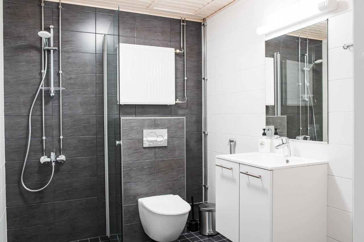 Forenom Serviced Apartments Vantaa Neilikkatie ภายนอก รูปภาพ