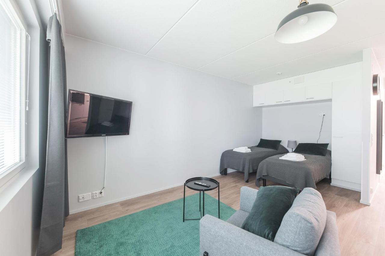 Forenom Serviced Apartments Vantaa Neilikkatie ภายนอก รูปภาพ