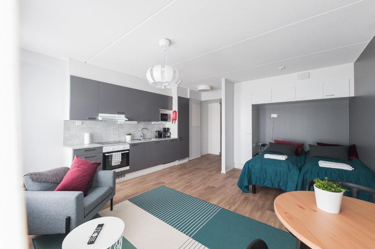 Forenom Serviced Apartments Vantaa Neilikkatie ภายนอก รูปภาพ